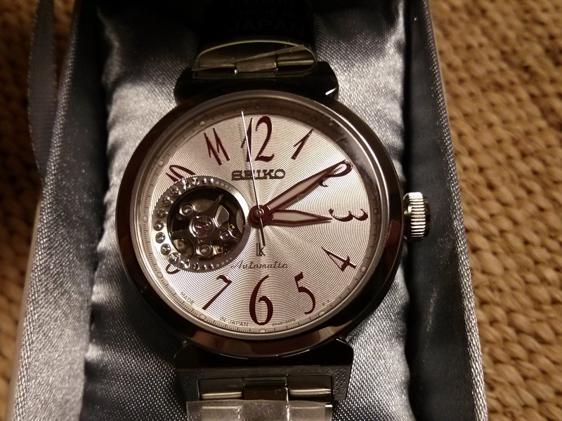 Naziv: seiko lukia.jpg, pregleda: 240, veličina: 213,5 KB