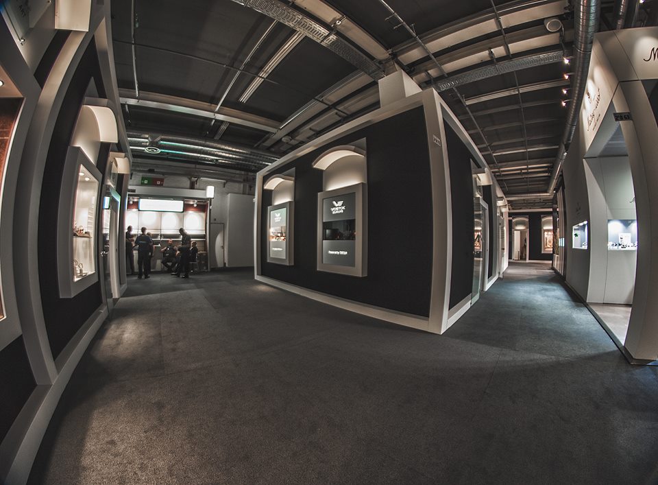 Naziv: Baselworld-2015-foto-Vostok-Europe-1.jpg, pregleda: 244, veličina: 115,6 KB