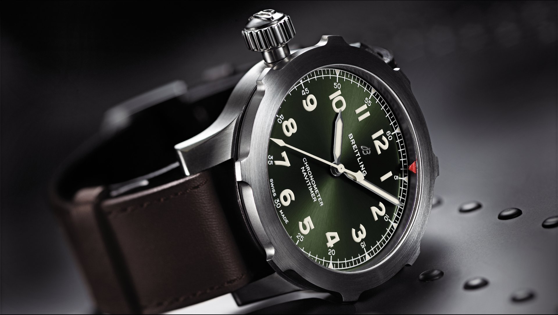Naziv: navitimer-super-8-in-titanium-with-military-green-dial-and-brown-nato-leather-strap.jpg, pregleda: 506, veličina: 194,6 KB