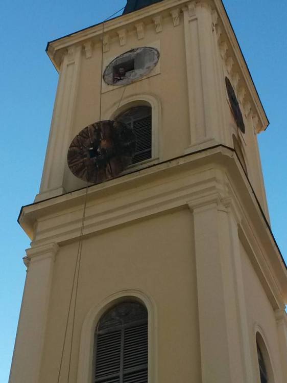 Naziv: sat.jpg, pregleda: 336, veličina: 34,0 KB