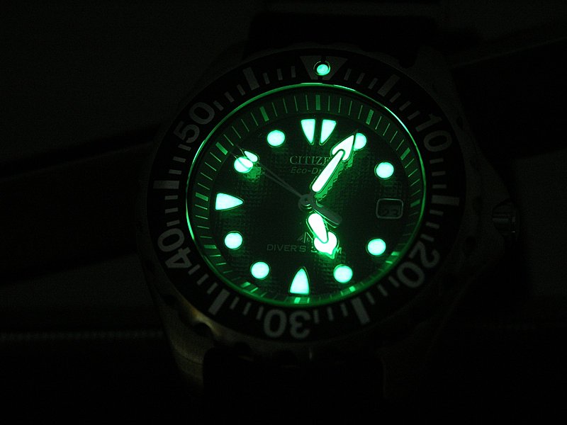 Naziv: 546741d1358090976t-citizen-pro-master-sea-diver-bn0000-04h-eco-drive-pict0054.jpg, pregleda: 343, veličina: 49,8 KB