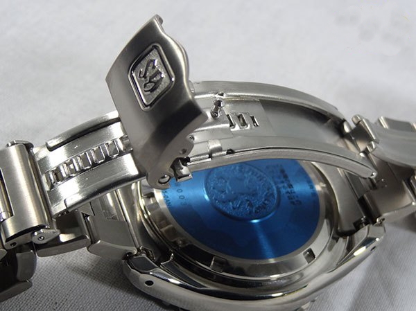 Kliknite za sliku za veću verziju
Ime: 3 Grand Seiko Spring Drive Diver SBGA031.jpg
Viđeno: 458
Veličina: 148,3 KB
ID: 77939