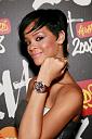 Koje satove nose poznati?-rihanna-raymond-weil-brit-awards-2010.-god.jpg