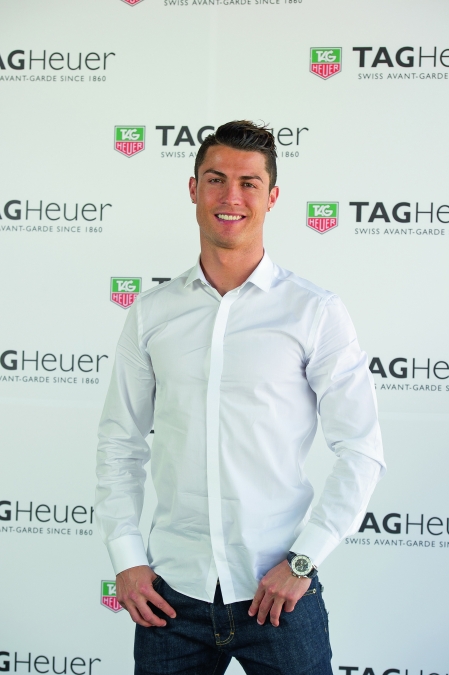 Naziv: Tag-Heuer-Cristiano-Ronaldo-ambasador-satovi-watches-2.jpg, pregleda: 600, veličina: 175,2 KB