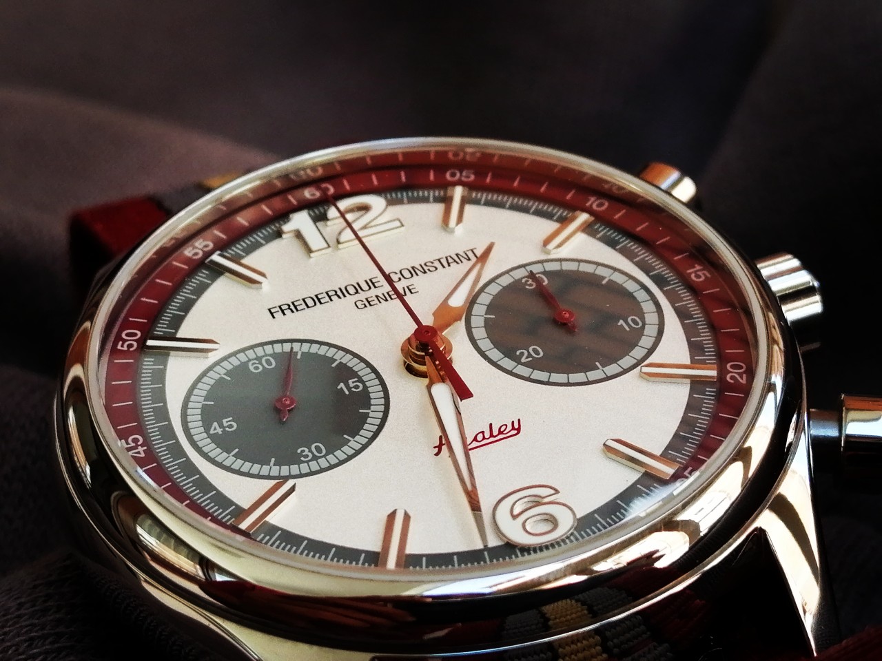 Kliknite za sliku za veću verziju
Ime: IMG-c11e7da4aa402a5e193ef419880e0380-V.jpg
Viđeno: 810
Veličina: 245,6 KB
ID: 144127