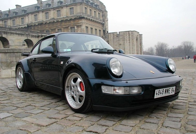 Naziv: Porsche964Turbo36_1.jpg, pregleda: 136, veličina: 126,7 KB