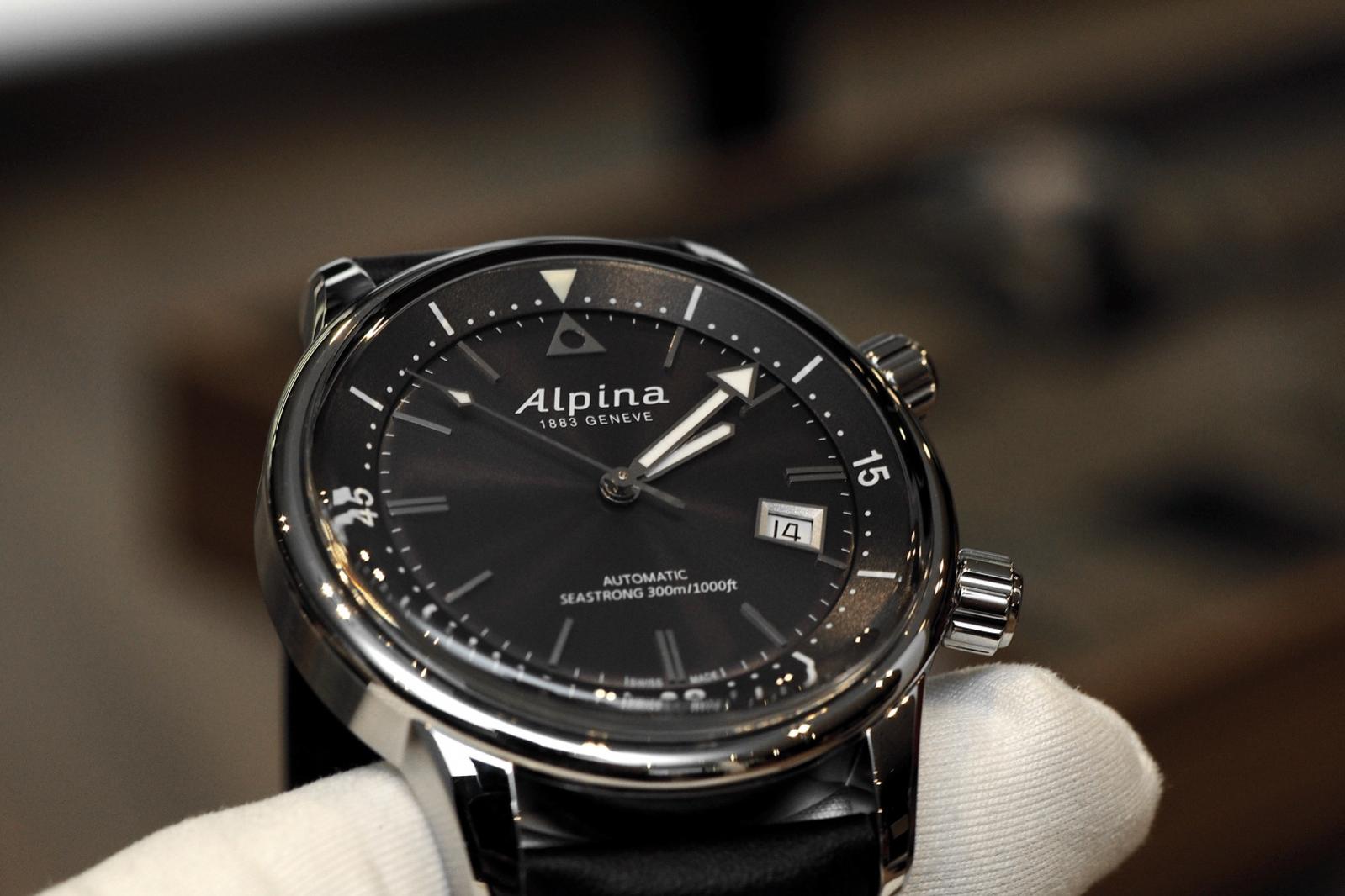 Naziv: Alpina-Seastrong-Diver-Heritage-2.jpg, pregleda: 397, veličina: 130,0 KB