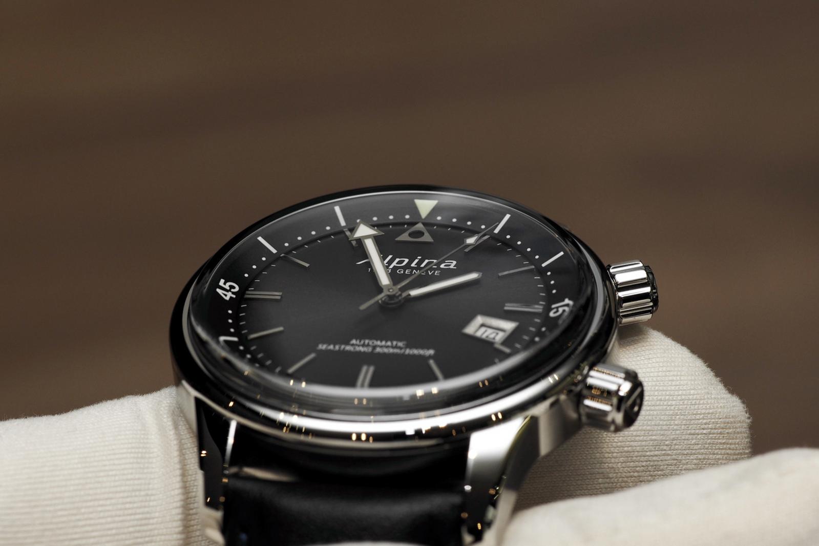 Naziv: Alpina-Seastrong-Diver-Heritage-4.jpg, pregleda: 380, veličina: 104,1 KB