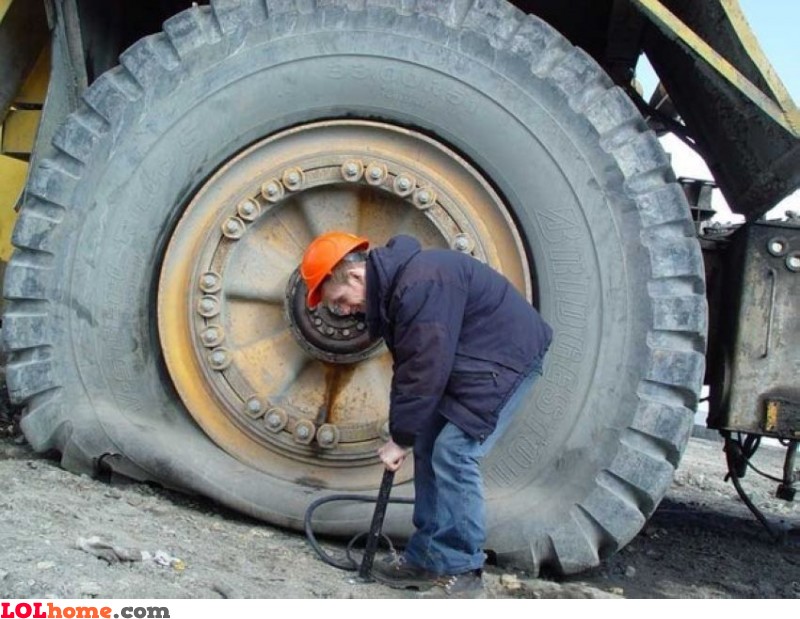 Naziv: inflating-tires.jpg, pregleda: 173, veličina: 122,1 KB