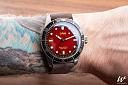 Slike satova koji mi se sviđaju-oris_divers_sixty-five_redbar_limited_edition_12.jpg