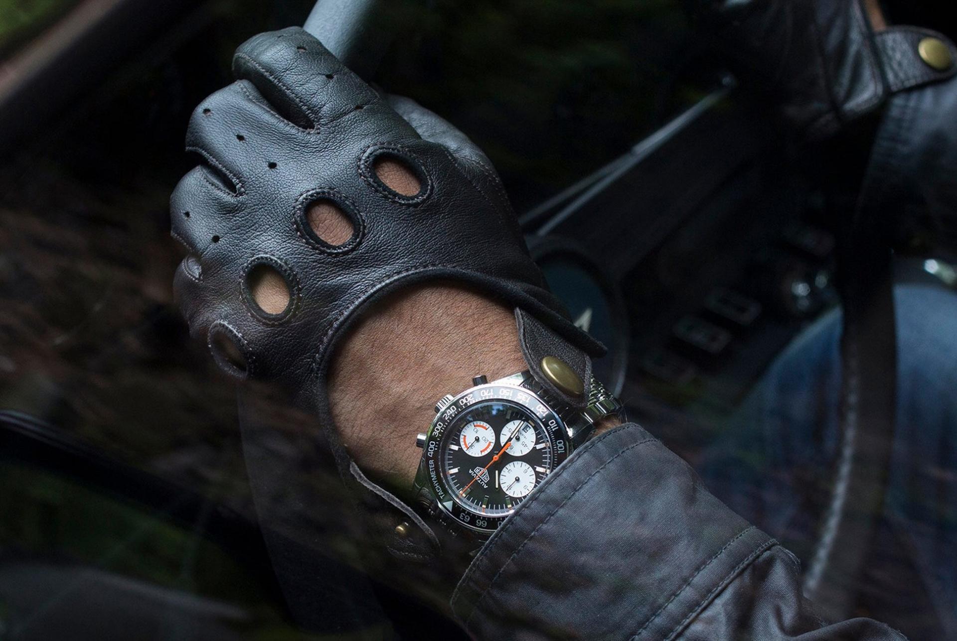 Naziv: Tag-Heuer-and-Hodinkee-Autavia-Calibre-gear-patrol-1-1940x1300.jpg, pregleda: 339, veličina: 249,2 KB