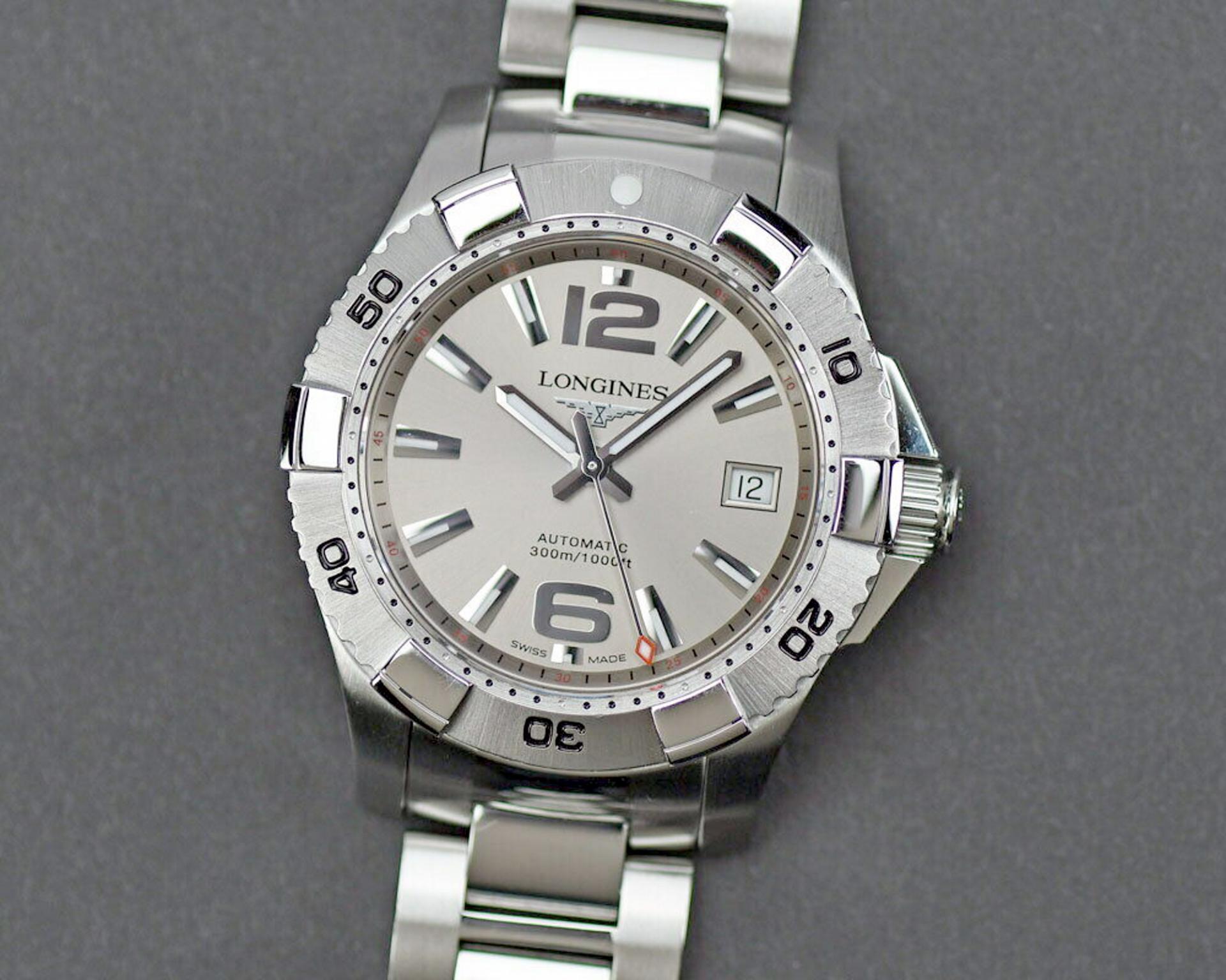 Naziv: LONGINES Hydro Conquest Automatic L3.648.4.76.6 II.jpg, pregleda: 493, veličina: 235,6 KB