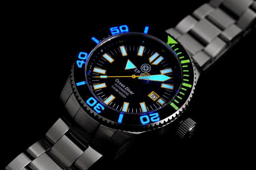 Naziv: DEEP BLUE Swiss Ocean DIVER 500 05.JPG, pregleda: 1332, veličina: 85,3 KB