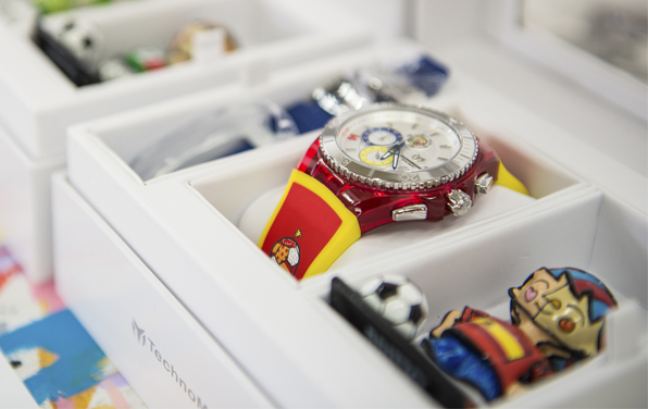 Naziv: Techno-Marine-football-Brasil-2014-watches-satovi-2.jpg, pregleda: 357, veličina: 151,4 KB