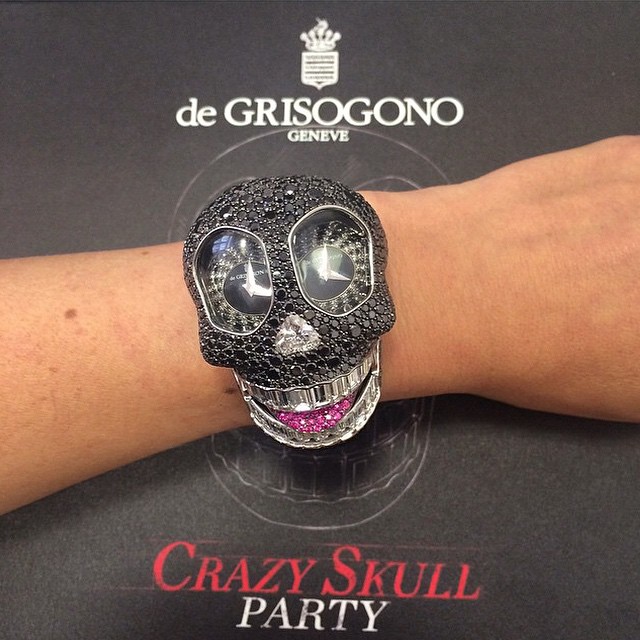 Naziv: de-grisogono_crazy-skull-watches-satovi-6.jpg, pregleda: 486, veličina: 98,8 KB