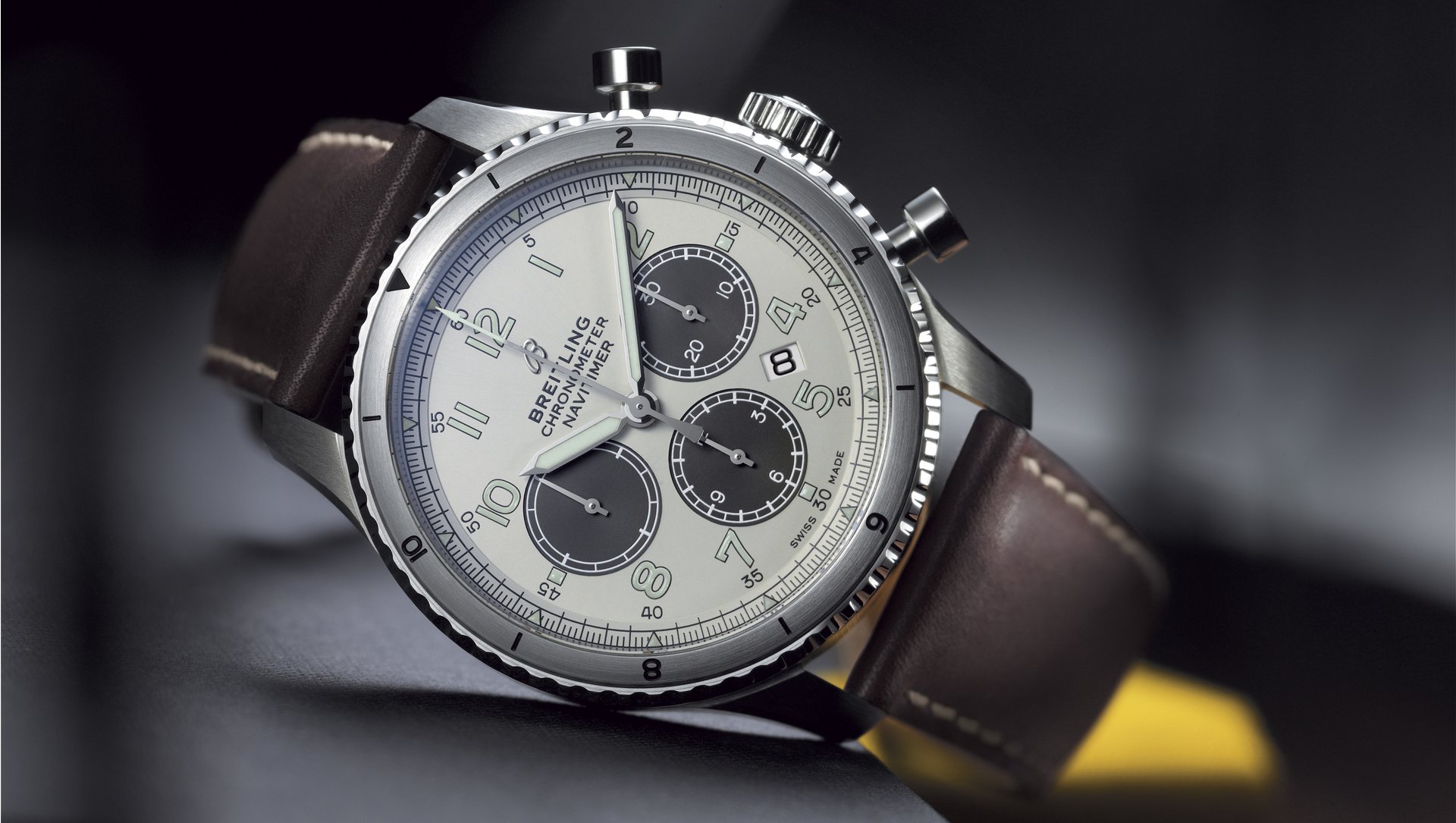 Naziv: navitimer-aviator-8-b01-chronograph-43-limited-edition_02.jpg, pregleda: 211, veličina: 223,9 KB