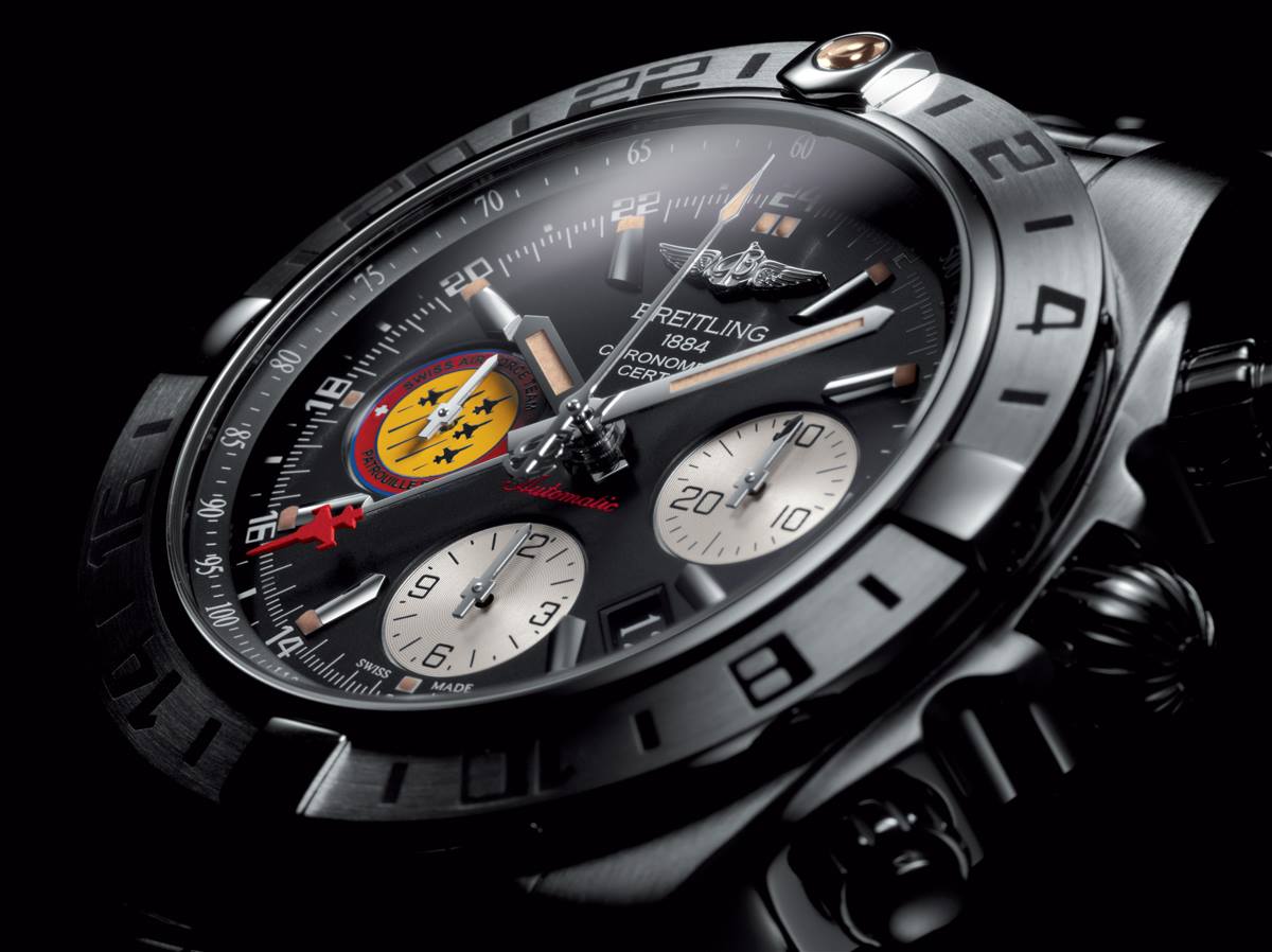 Naziv: Breitling-Chronomat-44-GMT-Patrouille-Suisse-50th-Anniversary-satovi-2.jpg, pregleda: 355, veličina: 95,4 KB