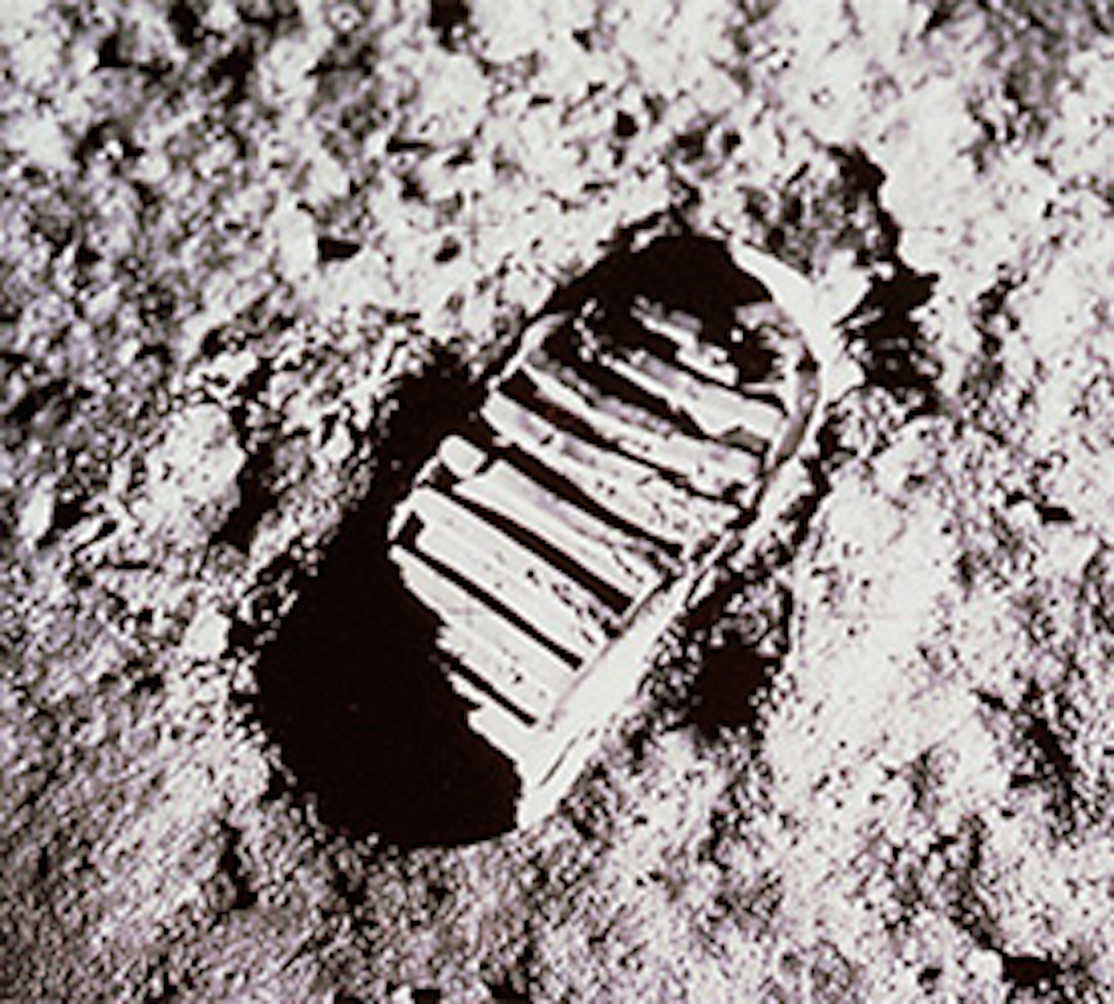 Naziv: 62043main_Footprint_on_moon.jpg, pregleda: 565, veličina: 436,3 KB