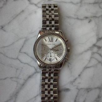 Sat Michael Kors Lexington Silver Tone Chronograph Watch - MK5555 | Svet Satova