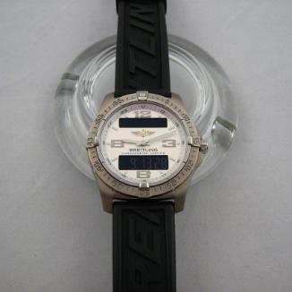 Sat Breitling AEROSPACE AVANTAGE TITANIUM | Svet Satova