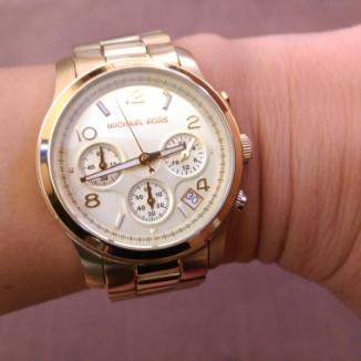 Sat Michael Kors RUNWAY GOLD-TONE CHRONOGRAPH WATCH | Svet Satova