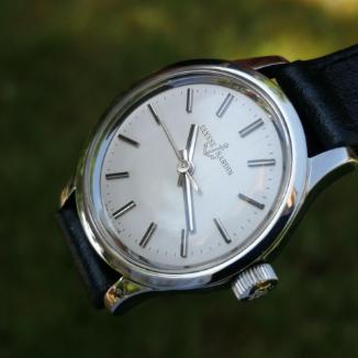 Sat Ulysse Nardin vintage lady | Svet Satova