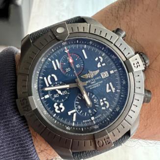 Sat Breitling SuperAvenger II 48mm NIGHTMISSON  | Svet Satova