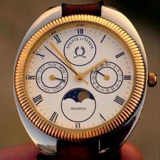 Sat Titus Calendario,mesečeve mene,elegantan two tone | Svet Satova